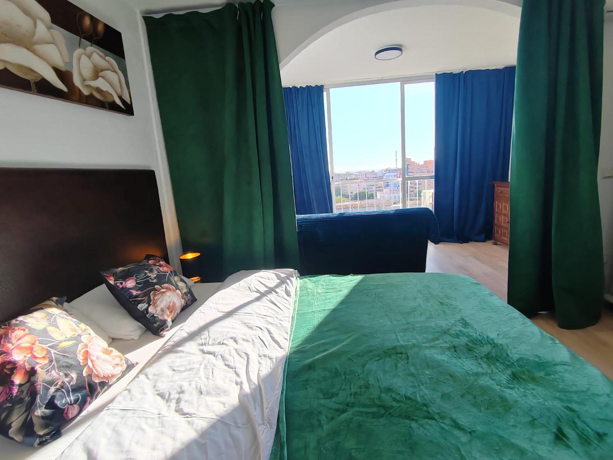 Apartment-Studio With View M&M Μπένιντορμ Εξωτερικό φωτογραφία