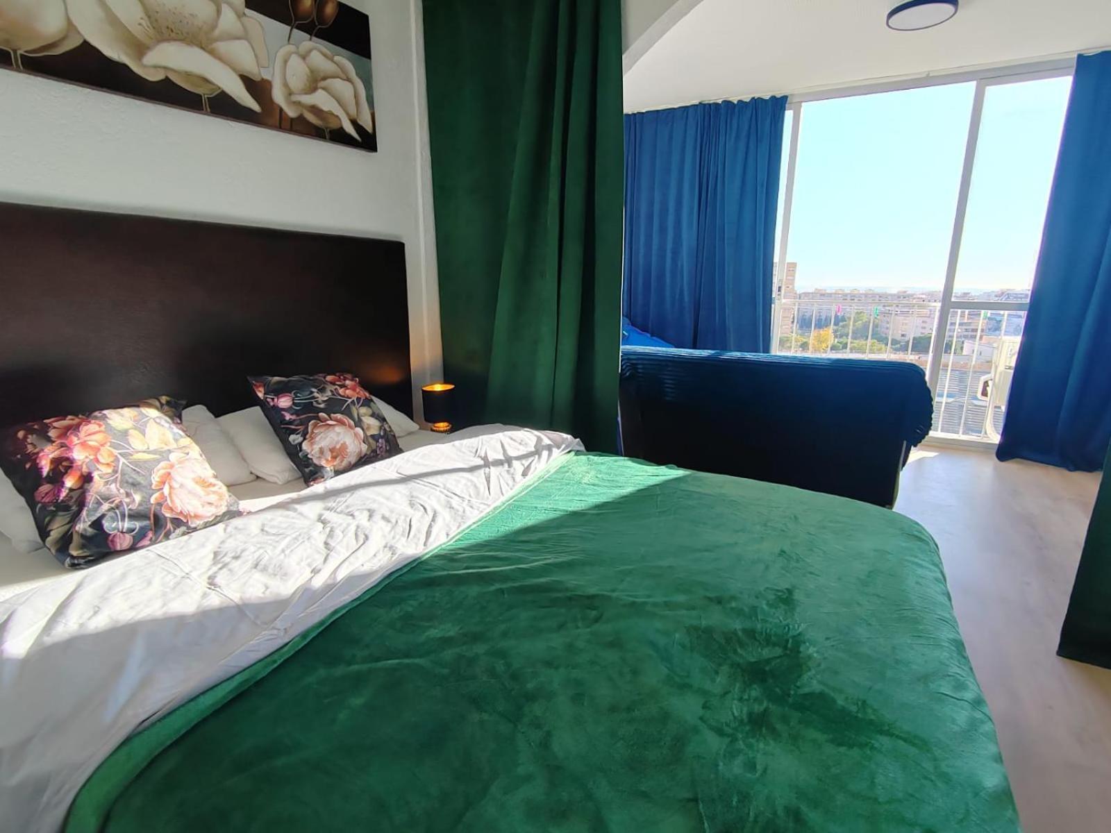 Apartment-Studio With View M&M Μπένιντορμ Εξωτερικό φωτογραφία