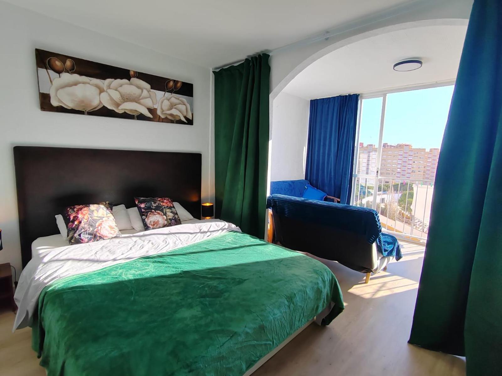 Apartment-Studio With View M&M Μπένιντορμ Εξωτερικό φωτογραφία